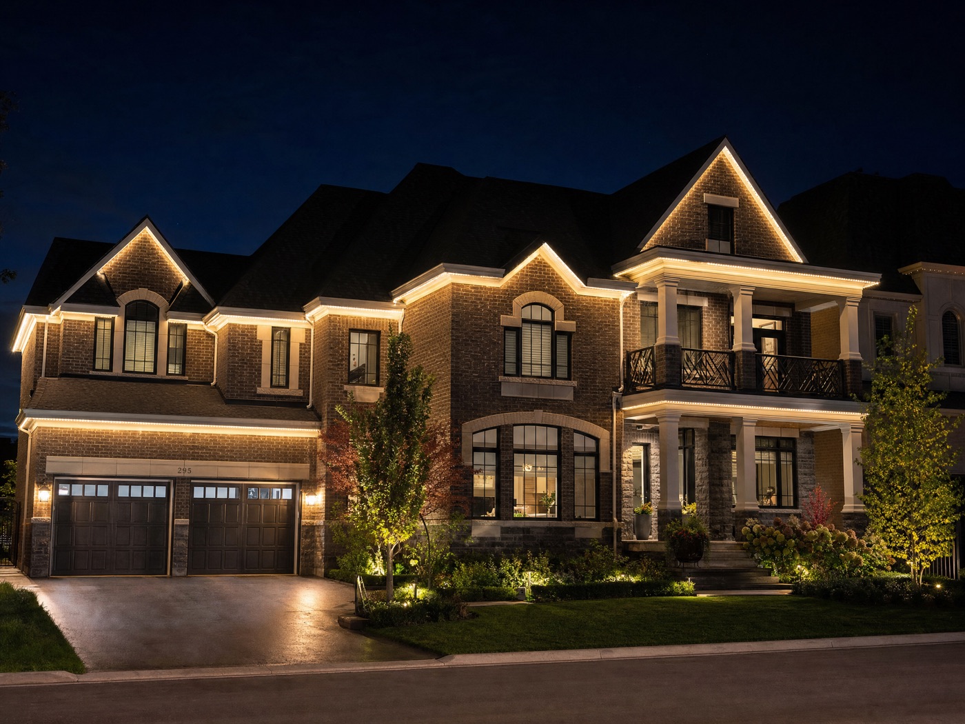 Frontline Lighting install — roofline lit